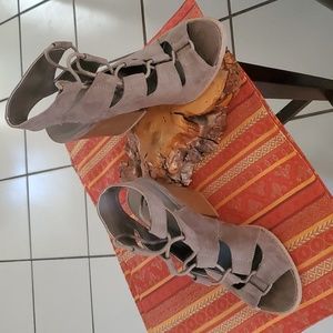 Qupid shoe
